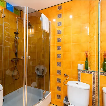 Zielona Nowa Huta By Bookinghost *